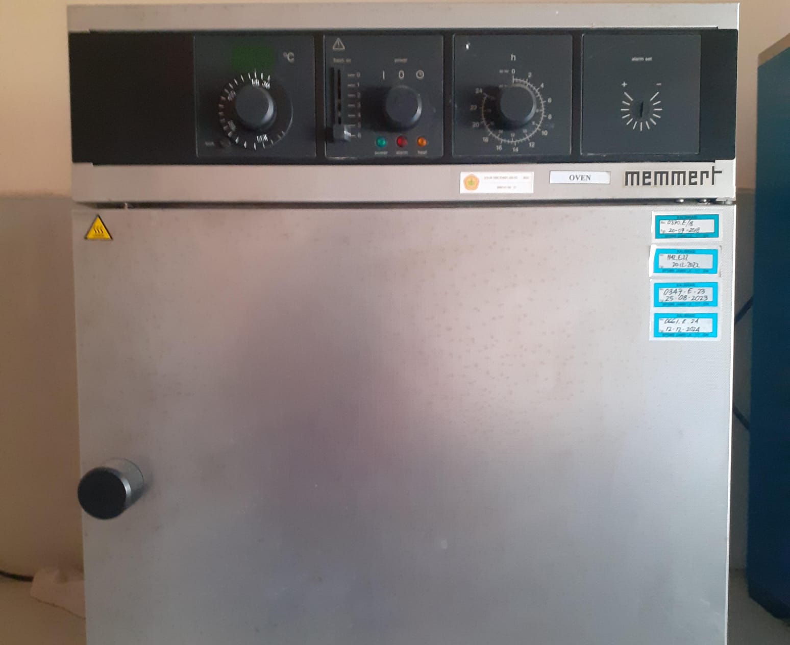 Oven